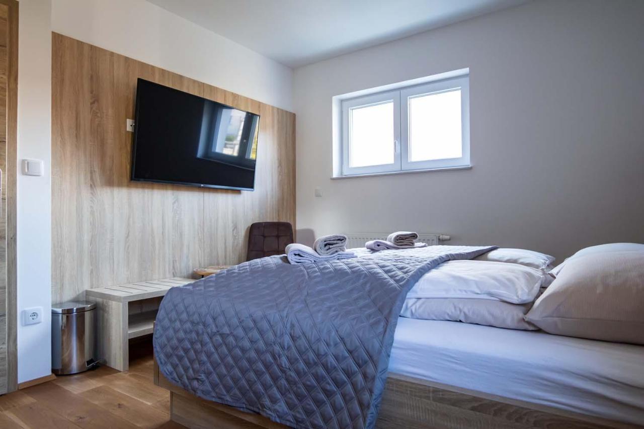 Luxury Apartment Monte Carlo Portschach am Worthersee Bagian luar foto